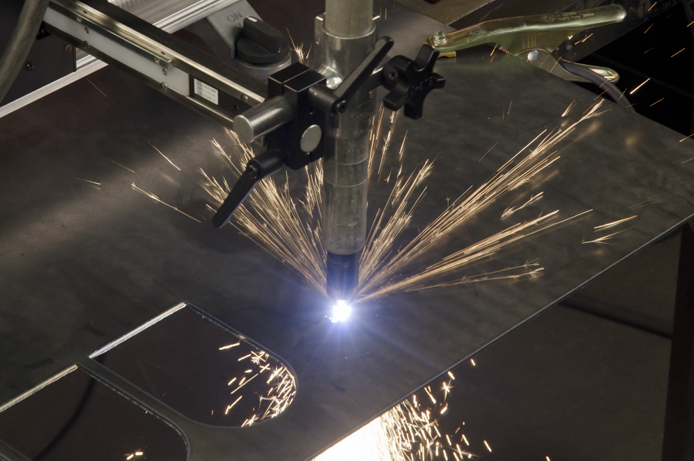 machine head cutting metal